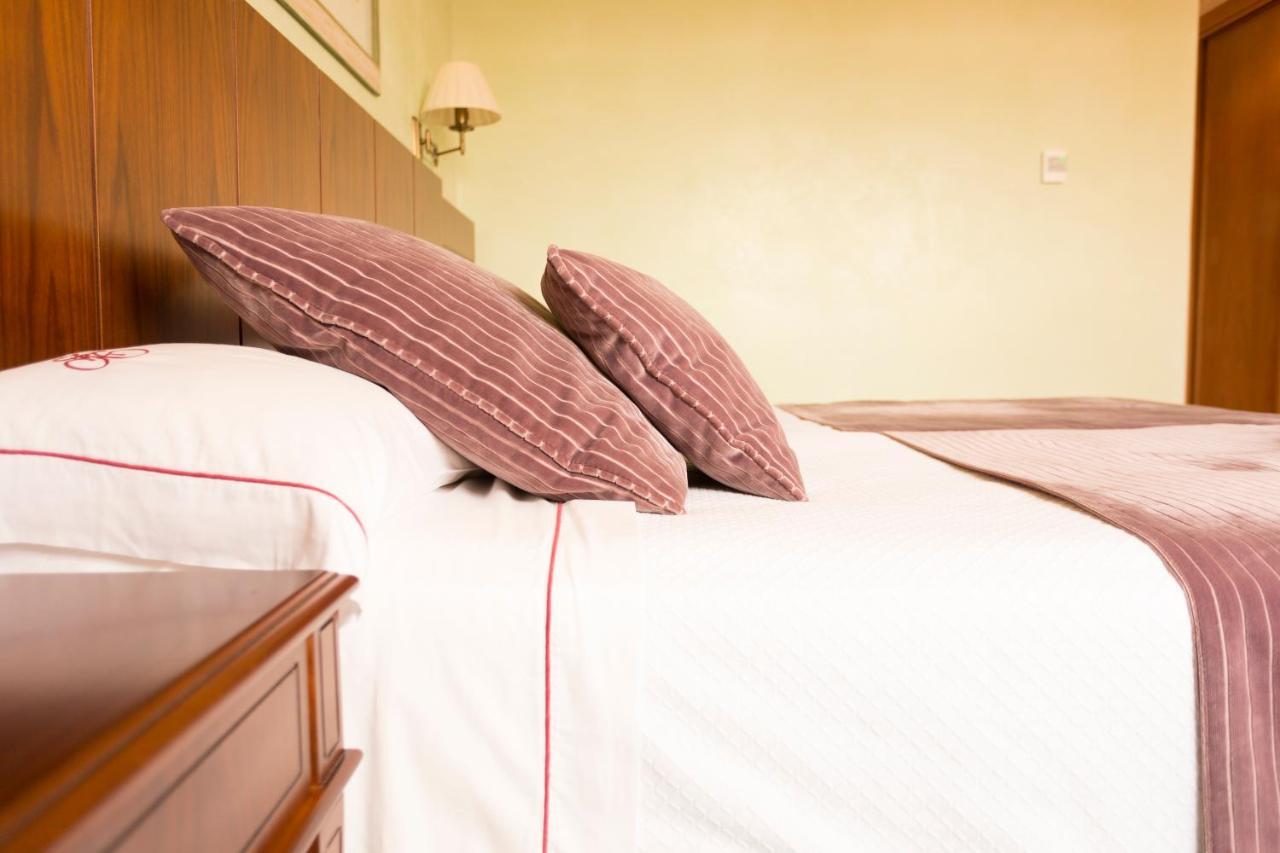 Hotel Torremilanos اراندا دي دويرو المظهر الخارجي الصورة